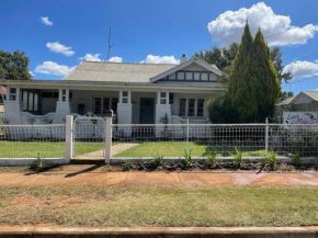 Lee's on loftus, Temora